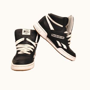 Reebok kids shoes size 6